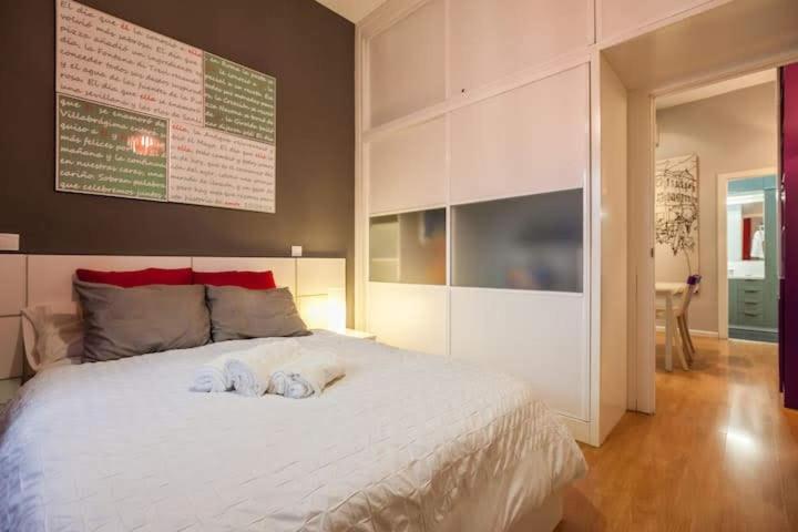 Central Apartment In Sevilla Buitenkant foto